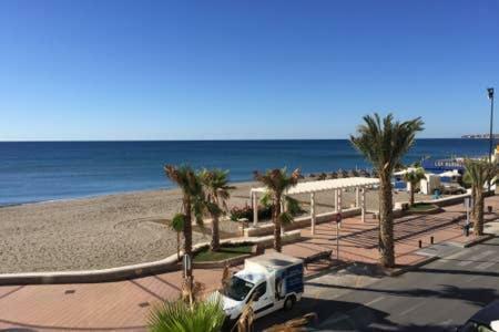 Espectacular 1ª Linea De Playa...Te Enamoraras!!! Apartment Fuengirola Exterior photo