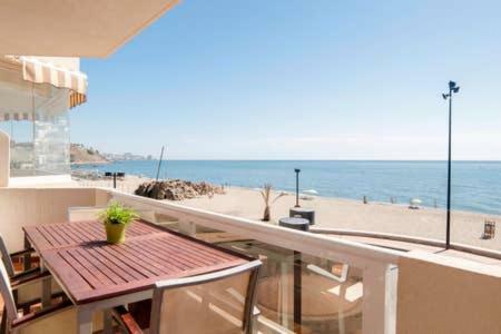 Espectacular 1ª Linea De Playa...Te Enamoraras!!! Apartment Fuengirola Exterior photo